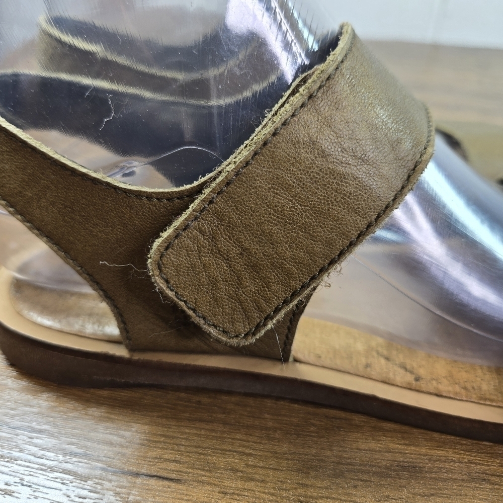 El Naturalista Khaki Green Leather Open Toe Ankle Strap Sandals - Picture 11 of 14